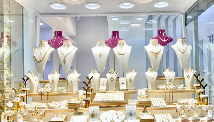 ایده های خلاقانه برای طراحی دکور طلا فروشی