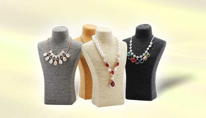 انواع استند نمایشی برای دکور طلا